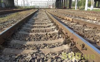 На Одещині невідомі підпалили релейну шафу, диверсію зірвала працівниця залізниці
